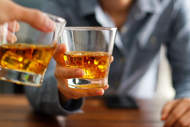 How Does Alcohol Affect Diabetes?