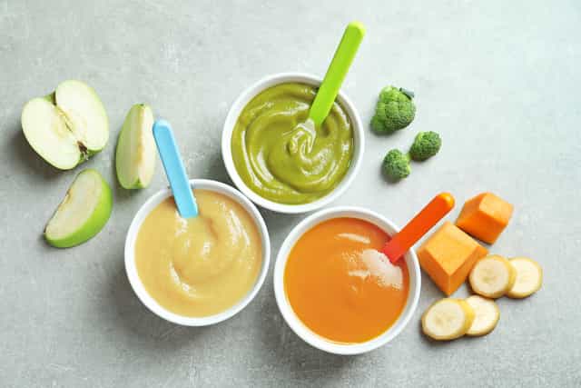 3 bowls of baby food puree, ideal for when starting solid food for babies.>