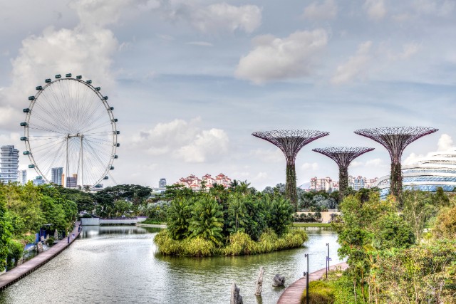 There are several fun activities for kids at the Gardens by the Bay
