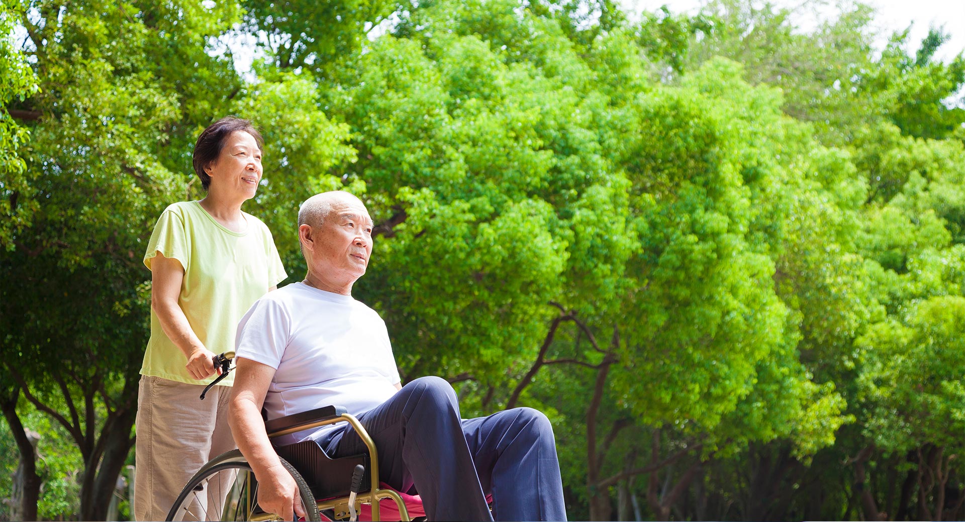 asian-senior-man-sitting-on-a-wheelchair-with-his-wife-feature.jpg