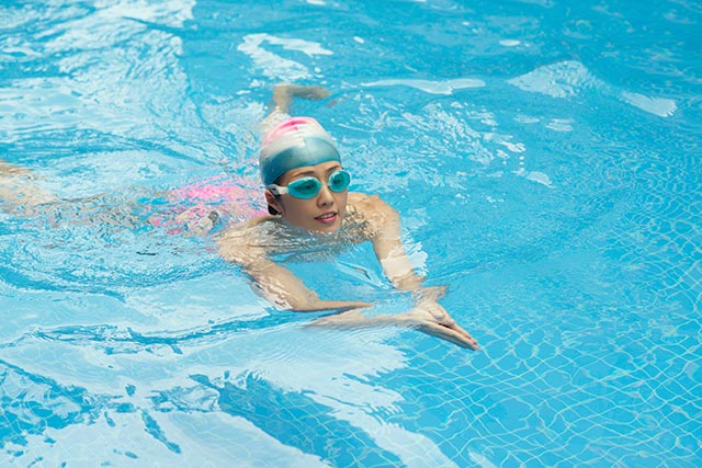 Swimming is a good physical exercise for diabetes.