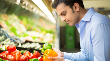 healthy_eating_man_with_vegetables.jpg