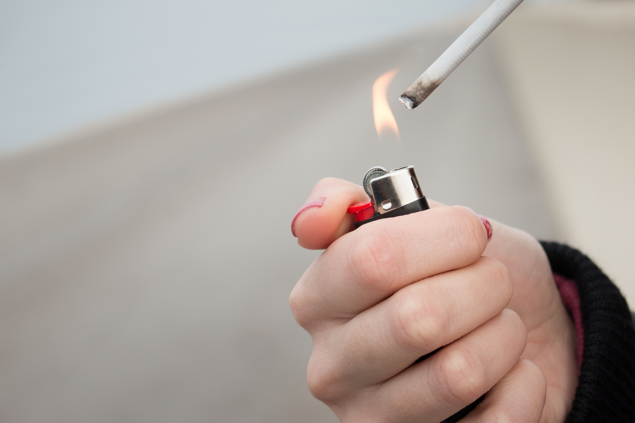 delay lighting up a cigarette to quit smoking