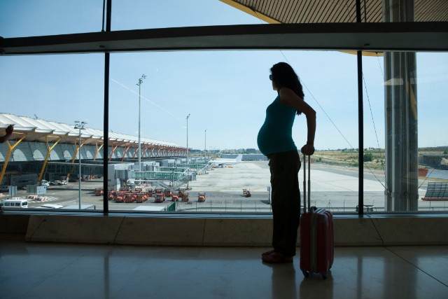 what are the airline regulations for travelling when pregnant