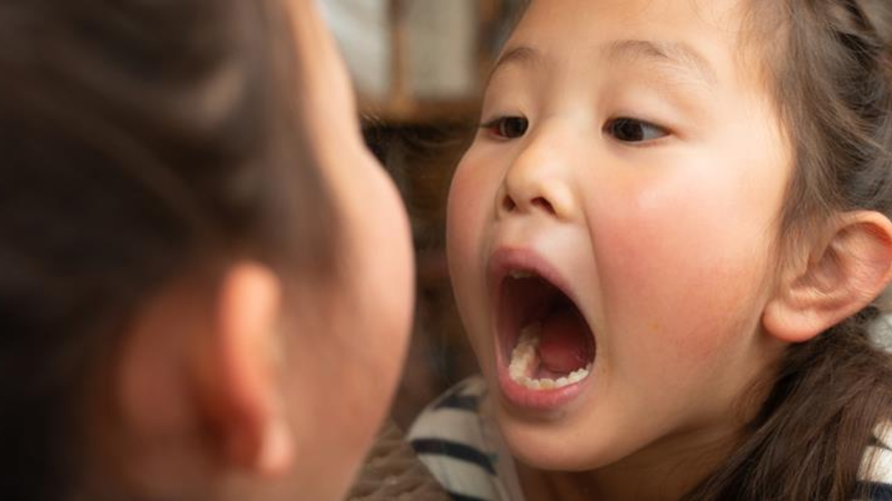 When Do Baby Teeth Start Falling Out?