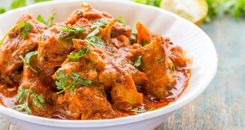 Chicken and Yoghurt Rendang