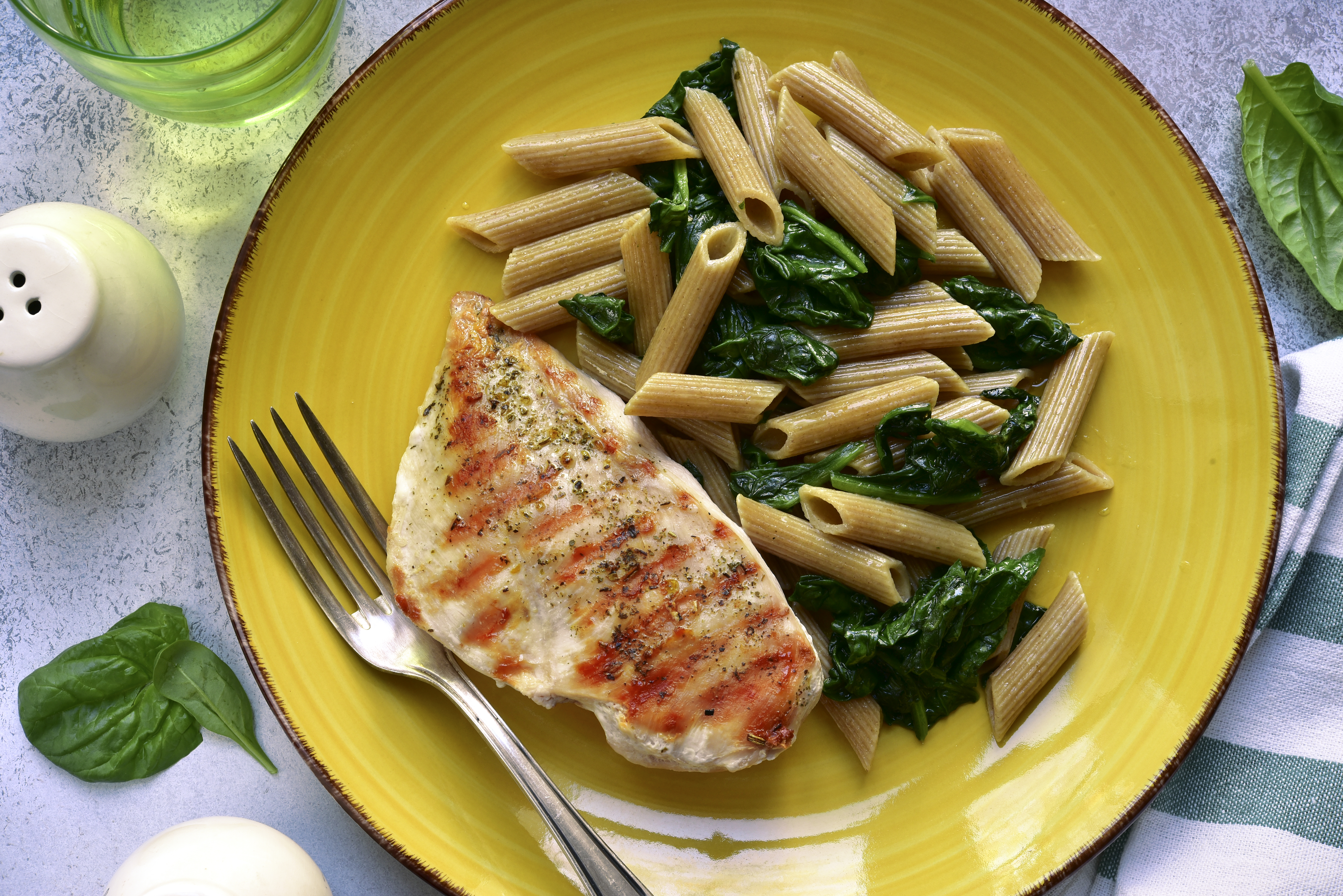 Healthy meals with vegetables and wholegrain will keep you sated for longer.