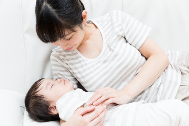 baby crying because baby wants to be held